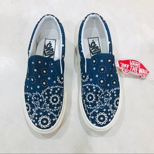 VANS Bandana Slip Ons